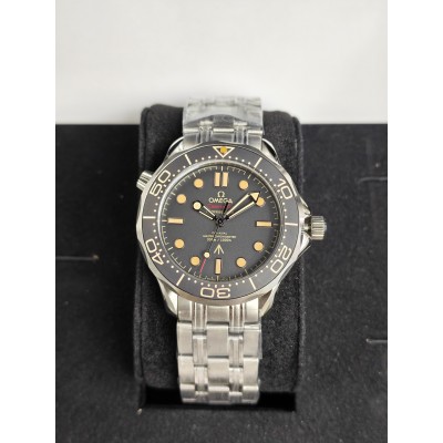 Omega Seamaster Diver 300M Co-Axial Master Chronometer 41mm JAMES BOND 007