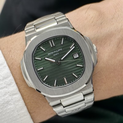 Patek Philippe Nautilus Yeşil Kadran