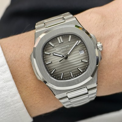 Patek Philippe Nautilus Bukalemun Gri Kadran