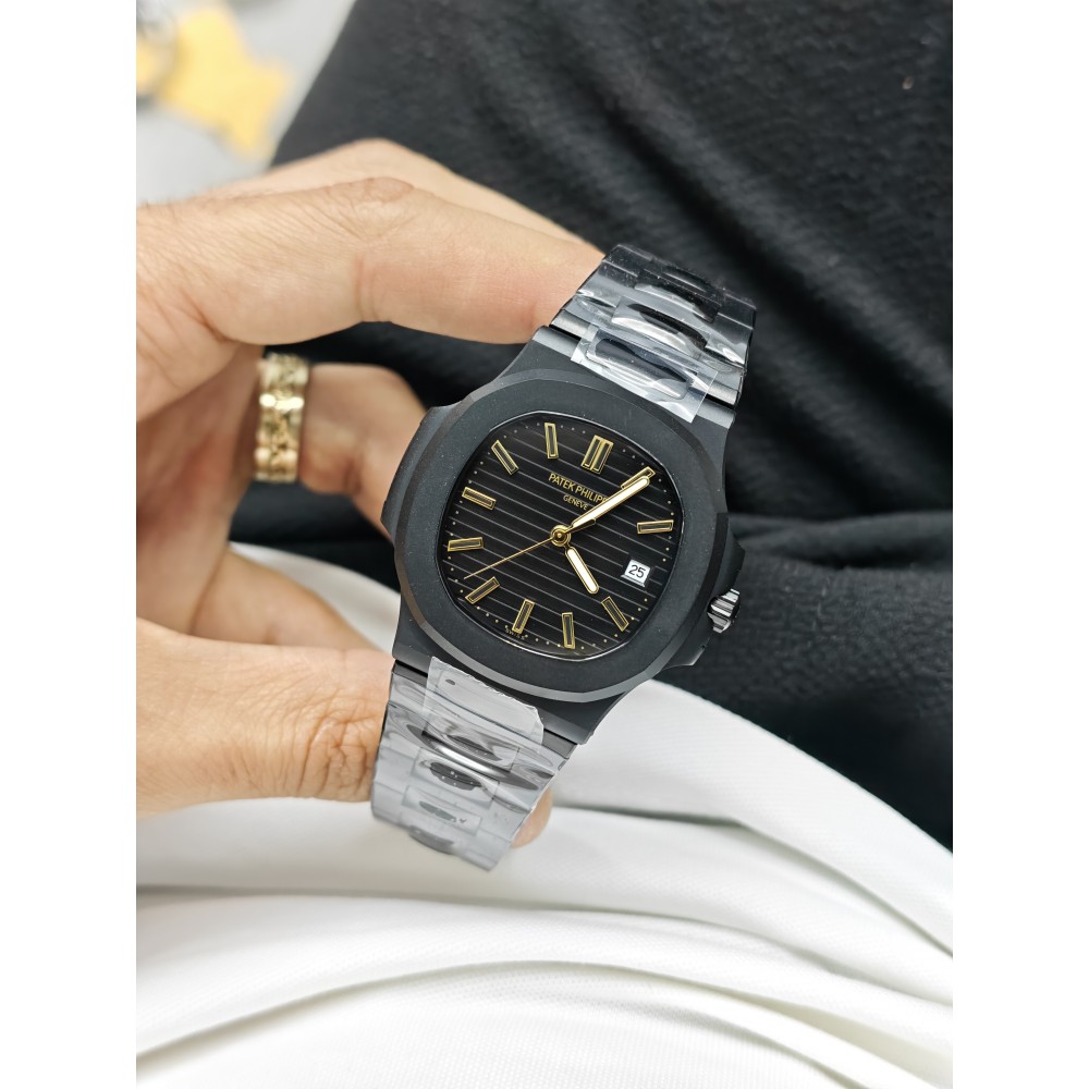 Patek Philippe Nautilus All Black Gold Details (DLC/PVD)
