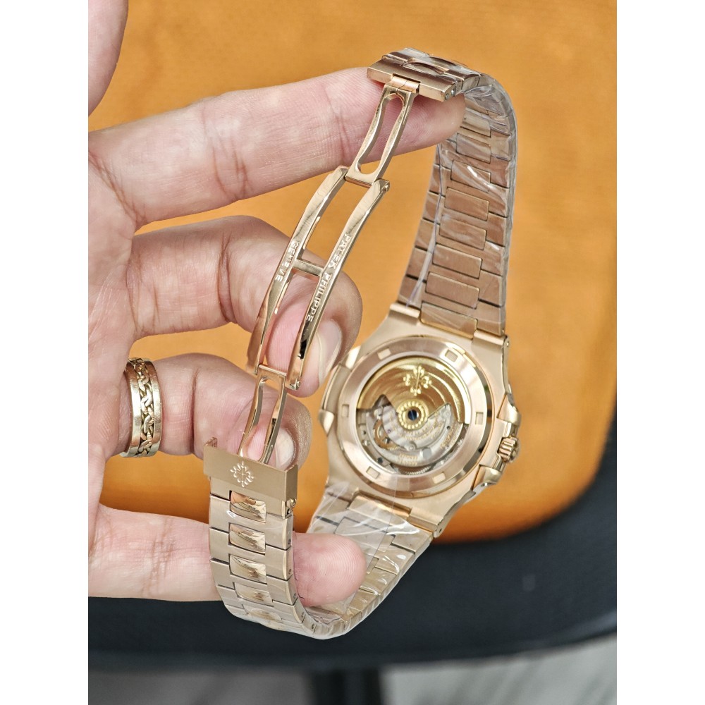 Patek Philippe Nautilus Rose Gold Brown Dial 5711/1R-001 Patek Philippe Nautilus Rose Gold Brown Dial 5711/1R-001