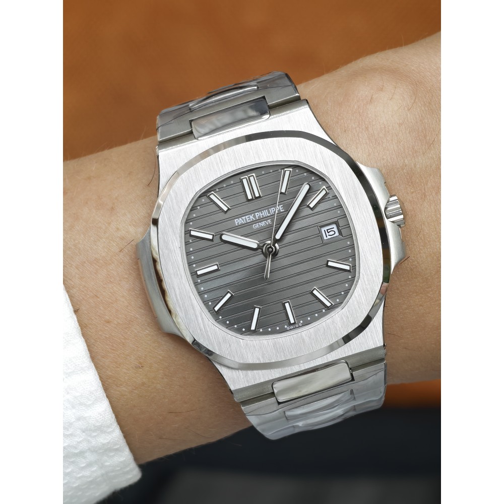 Patek Philippe Nautilus 5711/1A-010 Patek Philippe Nautilus 5711/1A-010