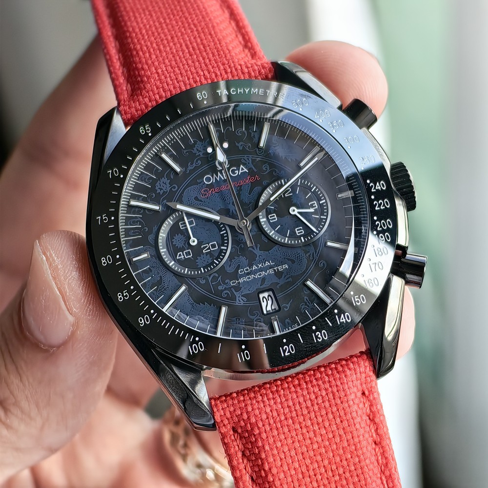 OMEGA DARK SIDE OF THE MOON OMEGA DARK SIDE OF THE MOON