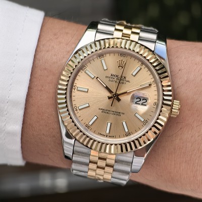 Rolex Datejust Şampanya Kadran Jubilee Kordon Tırtıklı Gold Bezel