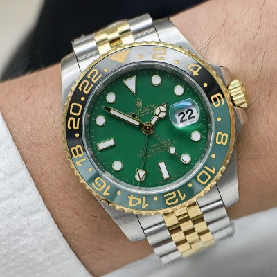 Rolex GMT-Master II Yeşil Kadran Siyah Yeşil Bezel