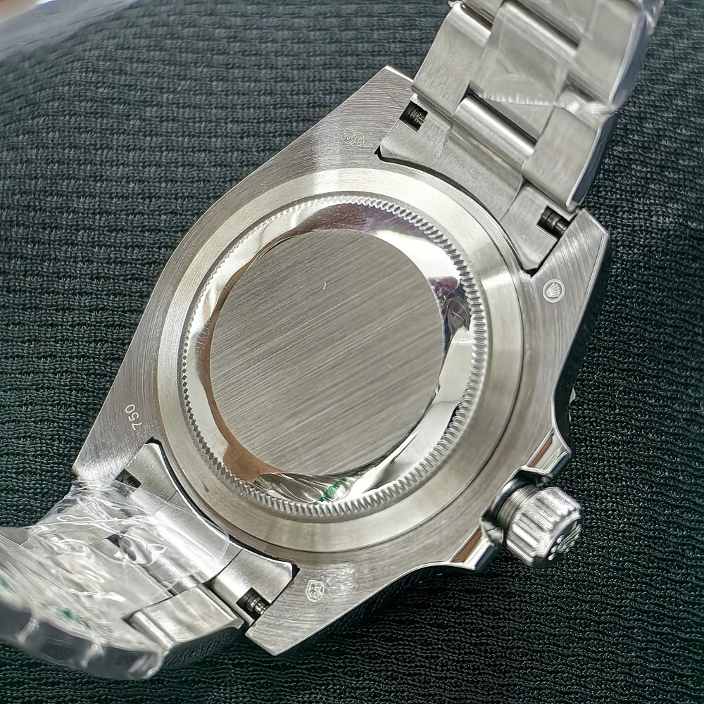 Rolex GMT-Master II Mavi Kadran Çift Renk Mavi Bezel Rolex GMT-Master II Mavi Kadran Çift Renk Mavi Bezel